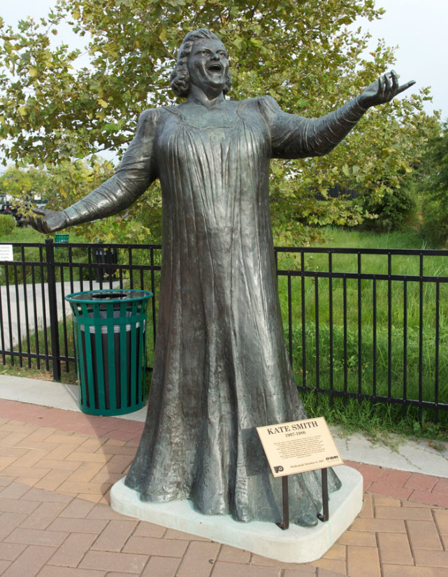 Kate Smith statue 