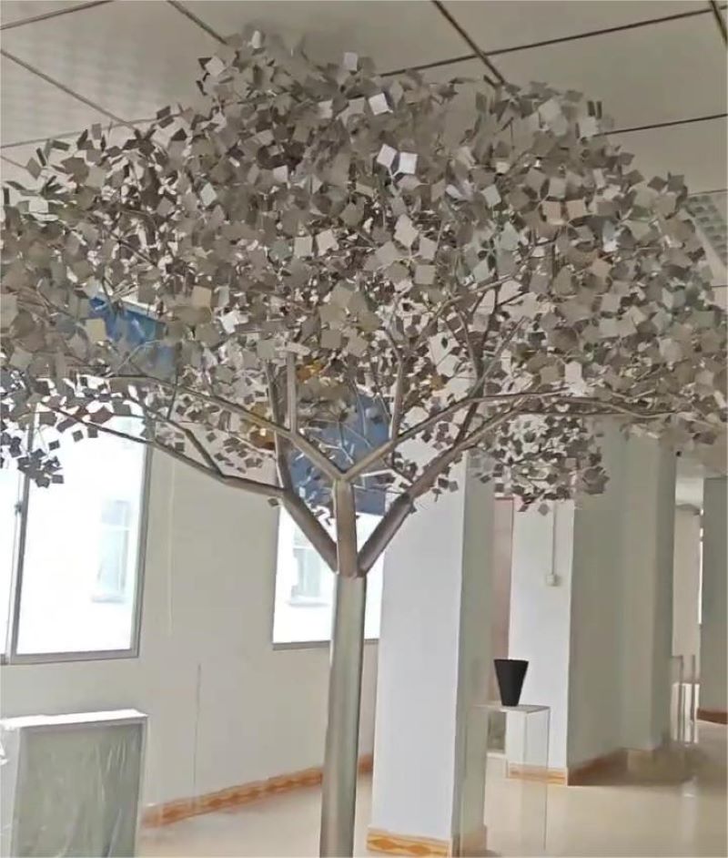 The Tree of Life Sculpture: Blending of art and life