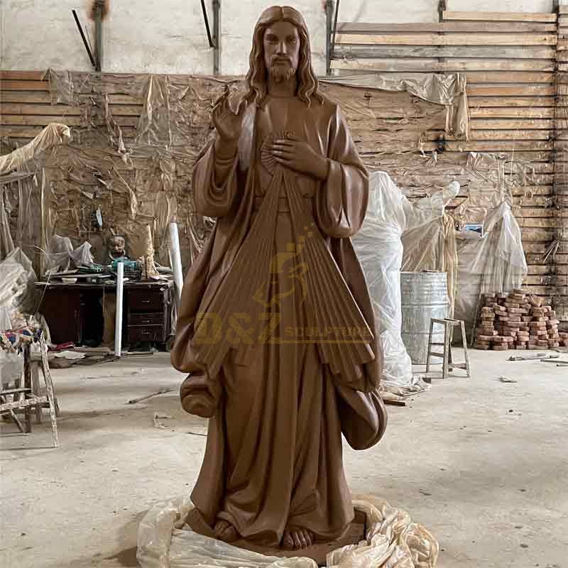 Detail of the front of the Jesus Mercy statue, life-size bronze Jesus Divine Mercy statue for sale