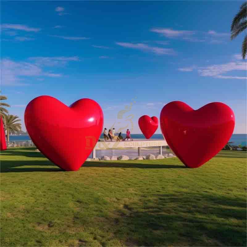 Large metal red heart sculpture: Wedding, party, and festival decorations 