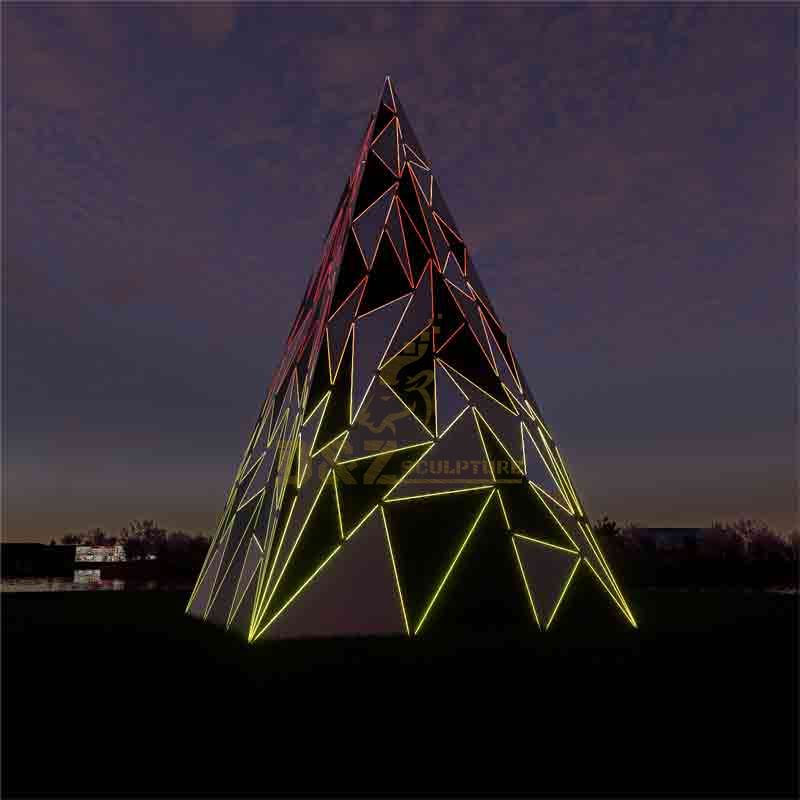 Modern Geometric Triangle Metal Christmas Tree Sculpture for Sale DZ-540