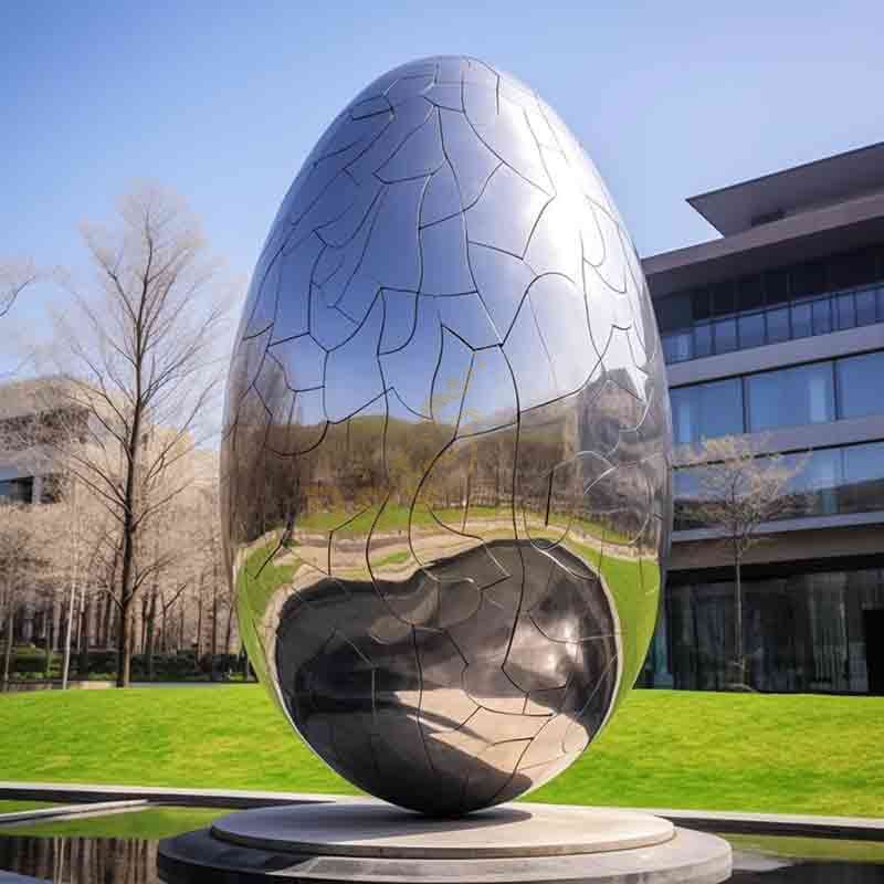 Giant egg sculpture: mirrored stainless steel with crack design DZ-554