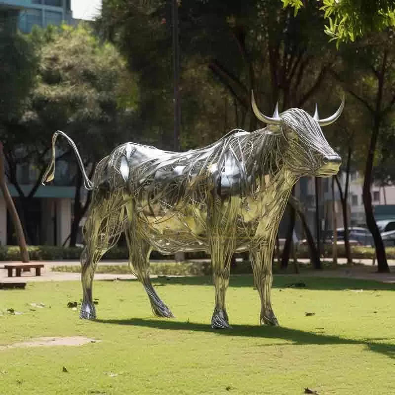 Modern Abstract Metal Wire Bull Sculpture Park Grass DZ-659