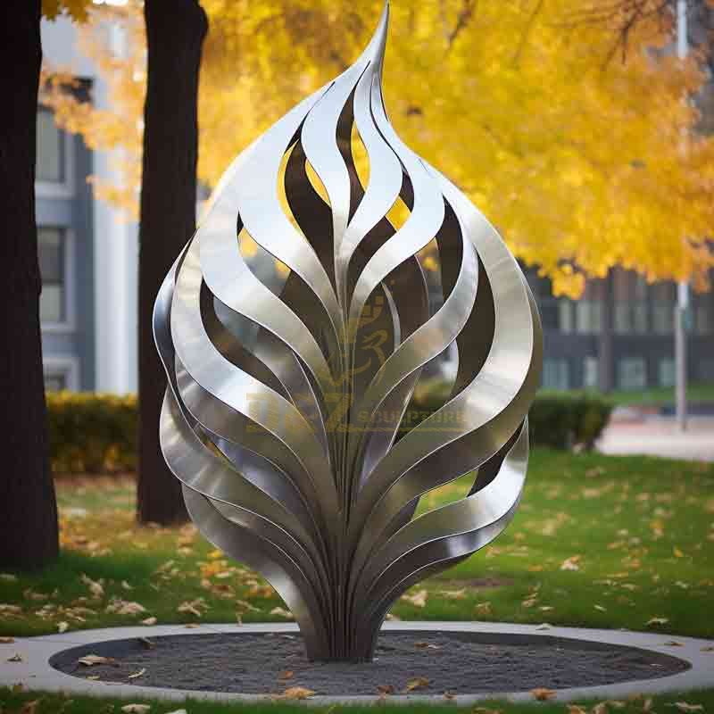 metal leaf garden sculpture