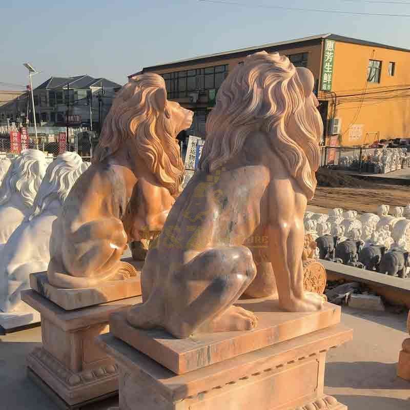 lion statue