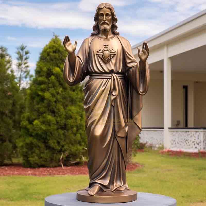 the sacred heart of jesus statue