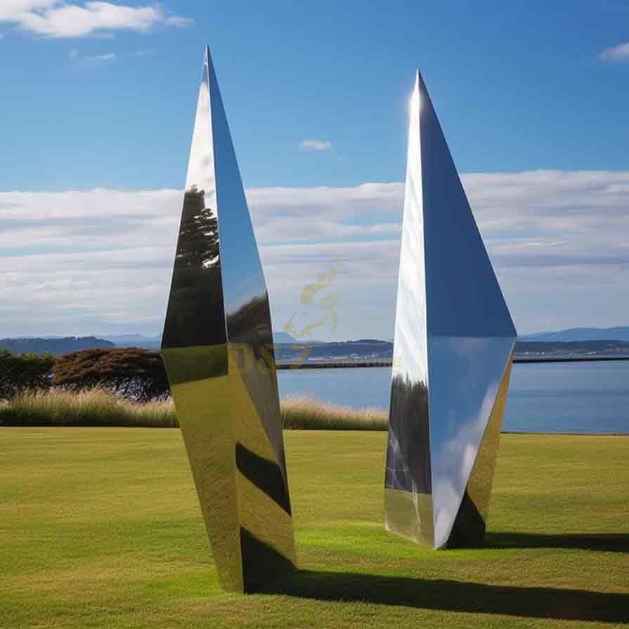 Custom Large Mirrored Geometric Triangle Metal Art Sculpture DZ-453