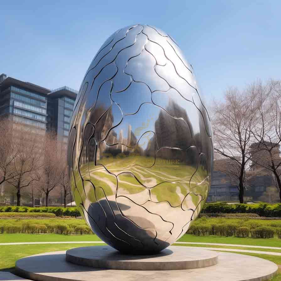 Giant egg sculpture: mirrored stainless steel with crack design DZ-554