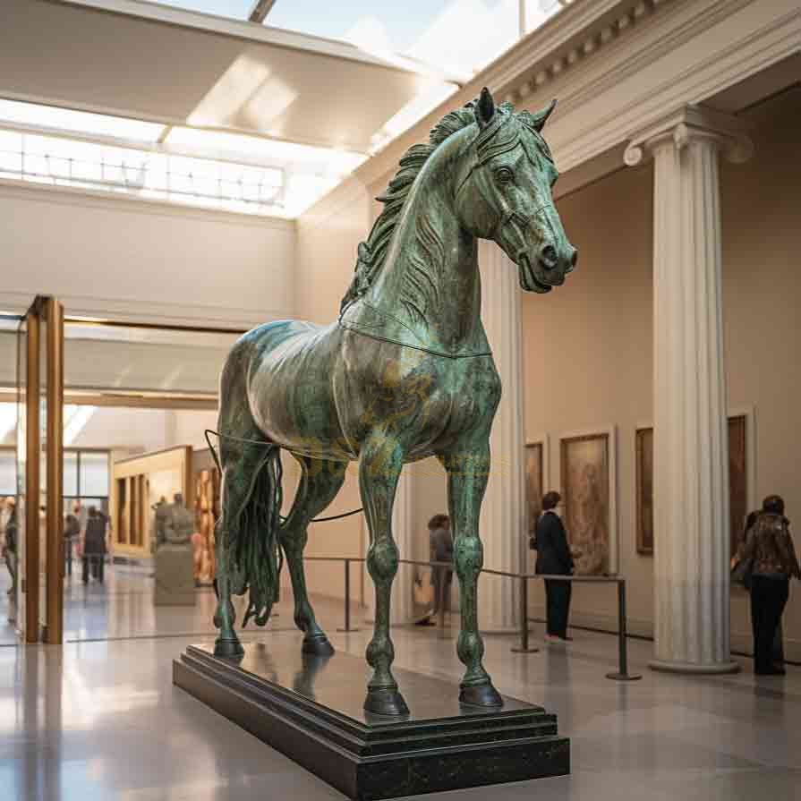 30 Horse Sculptures: The Perfect Combination of Strength and Grace