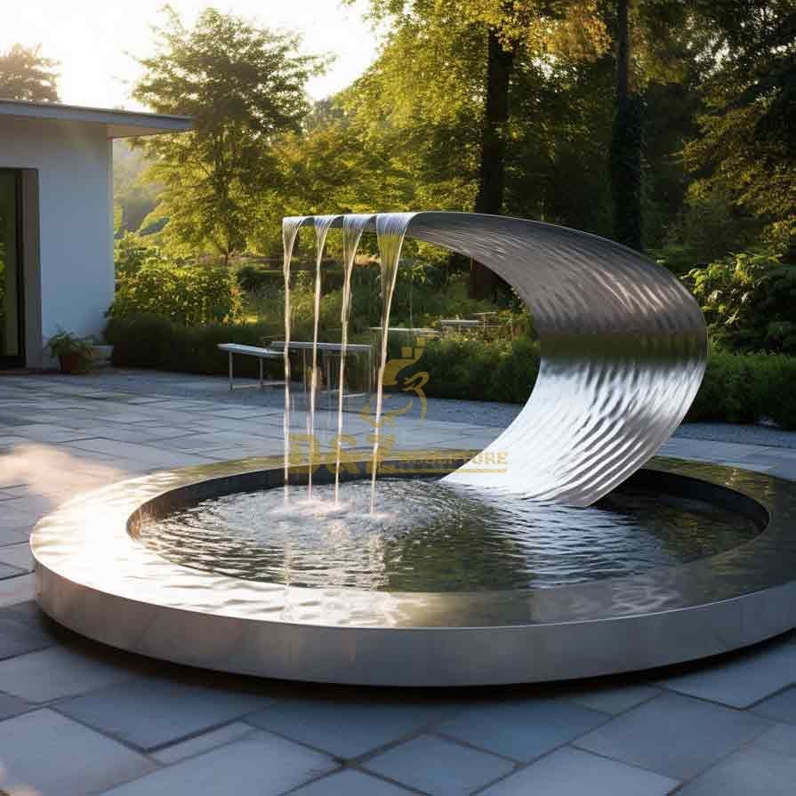 30 creative designs of large outdoor water fountain sculptures