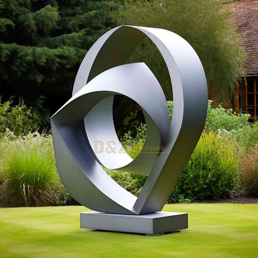 30 Large Garden Sculptures and Statues: Make Your Garden a Dream