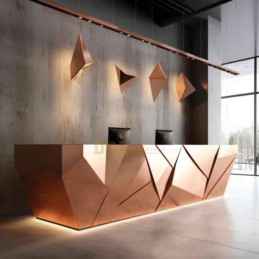 Hotel reception desks: geometric gilded metal sculpture DZ-616