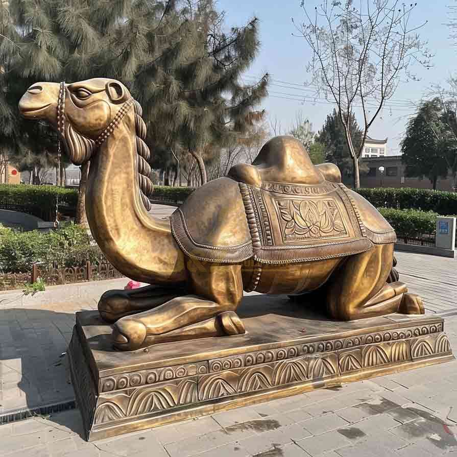 Outdoor life size vintage brass camel statue for sale