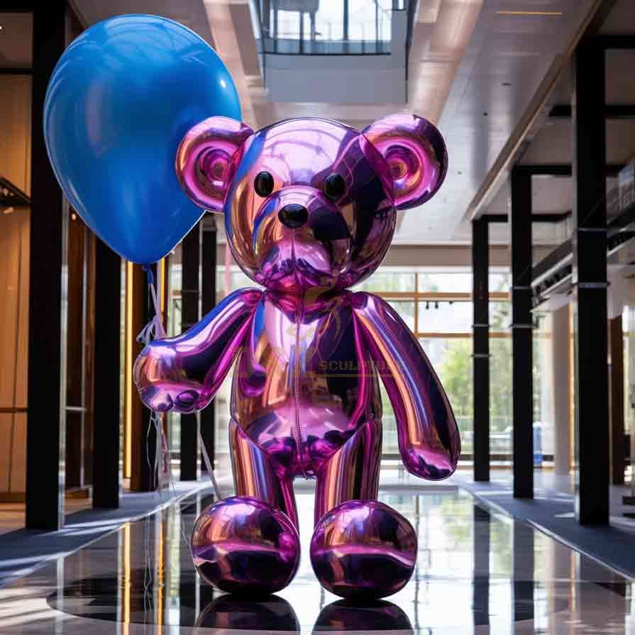 bear balloon sculpture