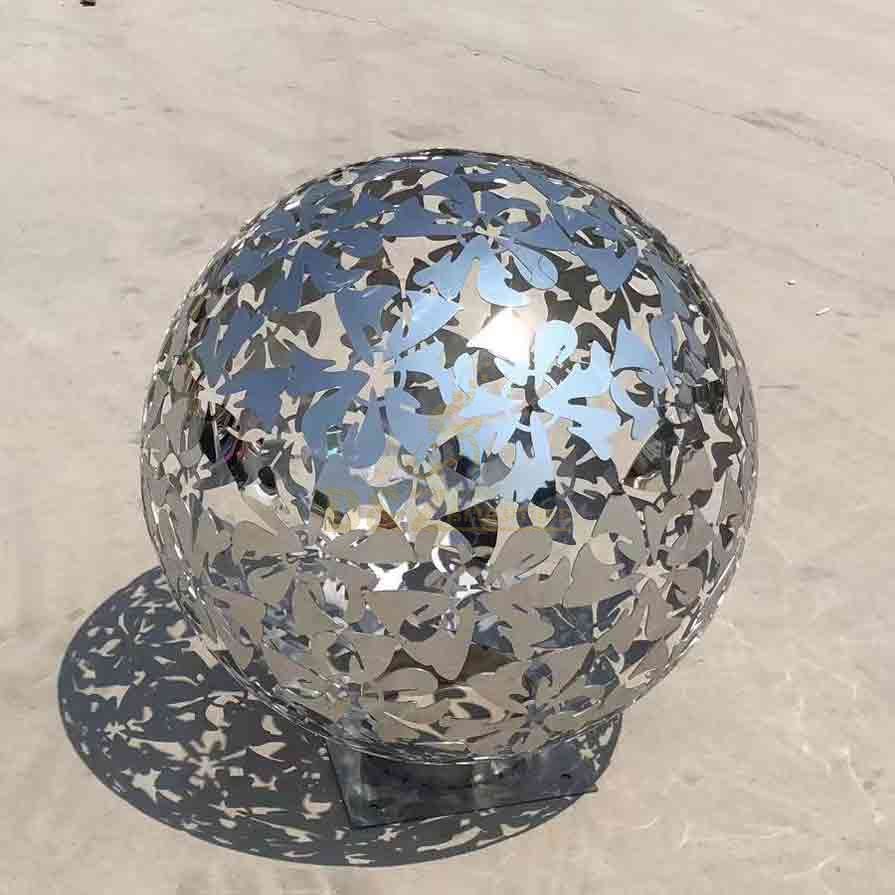 Outdoor Hollow Metal Garden Ball Sculpture, Mirrored Stainless Steel