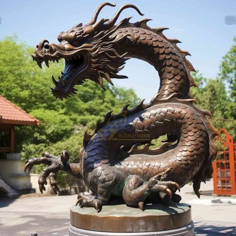 chinese dragon sculpture